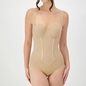 Maidenform Body Shaping Strapless Option Nude Bodysuit